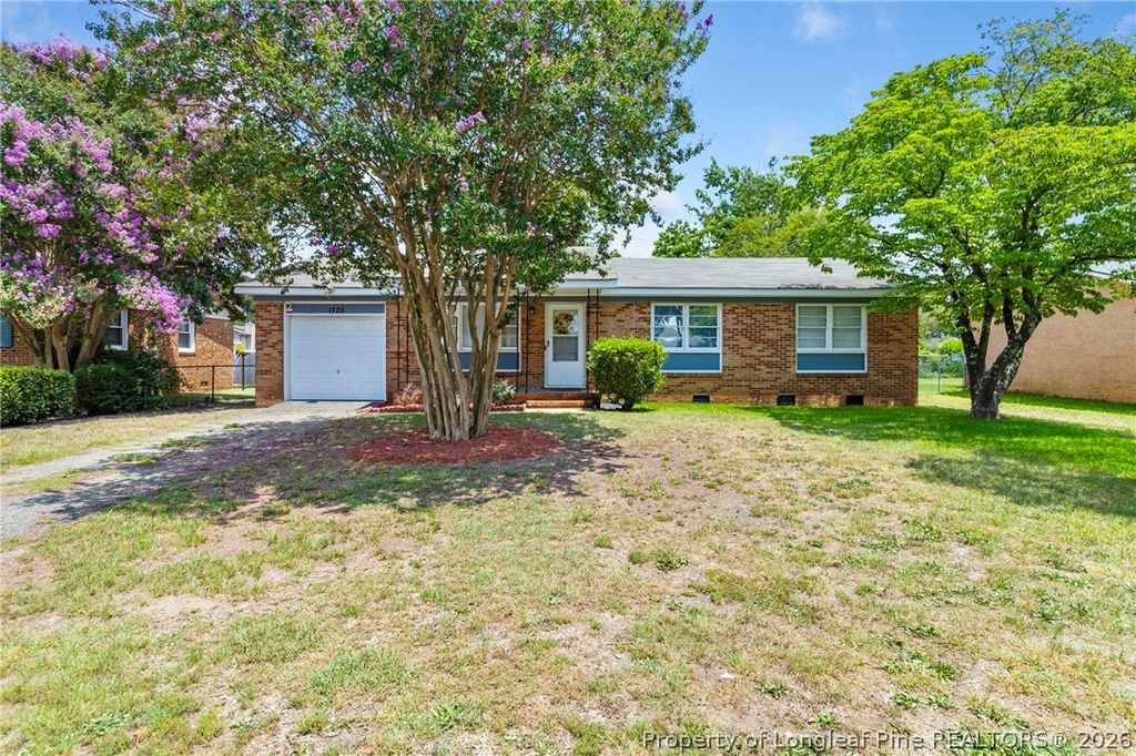 1705 Grandview Drive, Fayetteville, NC 28314 — exterior