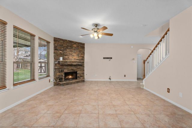 19703 Holly Walk, Spring, TX 77388