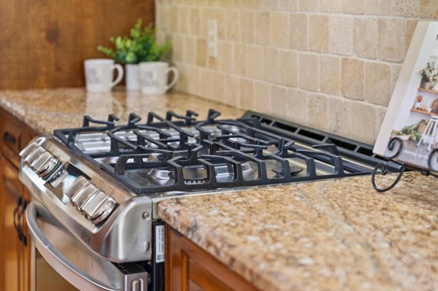 19703 Holly Walk, Spring, TX 77388