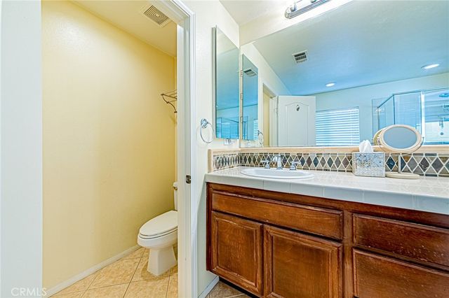 25387 Playa Serena, Valencia, CA 91381