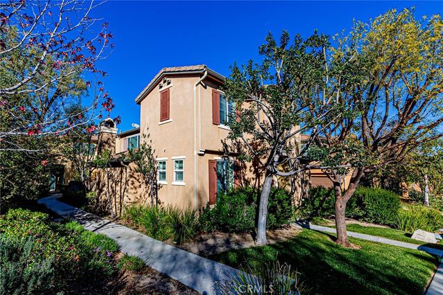 25387 Playa Serena, Valencia, CA 91381