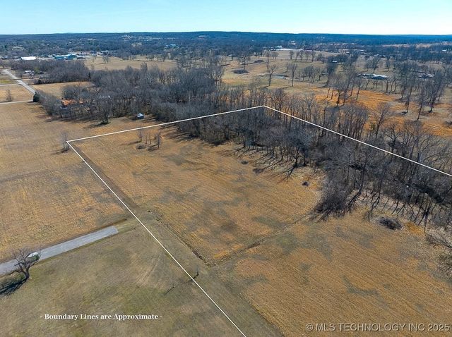 Orange Street, Locust Grove, OK 74352