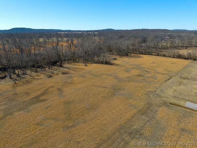 Orange Street, Locust Grove, OK 74352