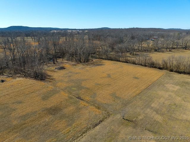 Orange Street, Locust Grove, OK 74352