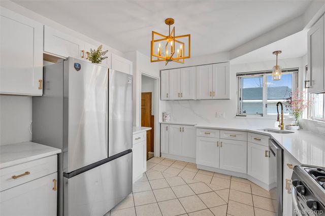 4971 Julius Boulevard, Westland, MI 48186