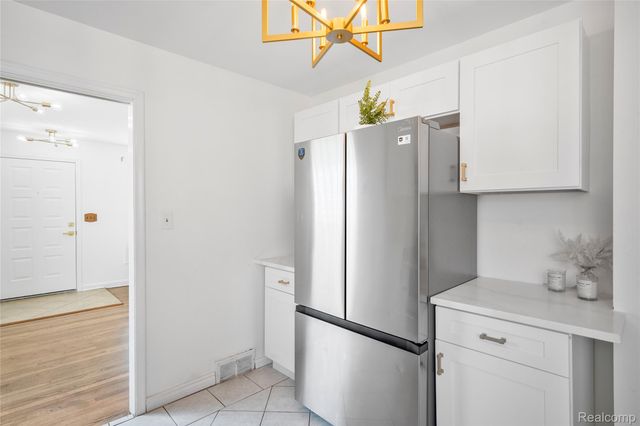 4971 Julius Boulevard, Westland, MI 48186