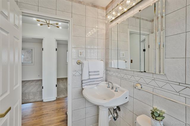 4971 Julius Boulevard, Westland, MI 48186