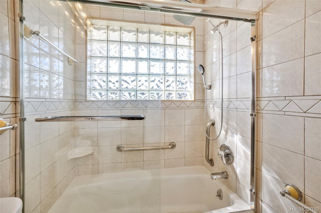 4971 Julius Boulevard, Westland, MI 48186