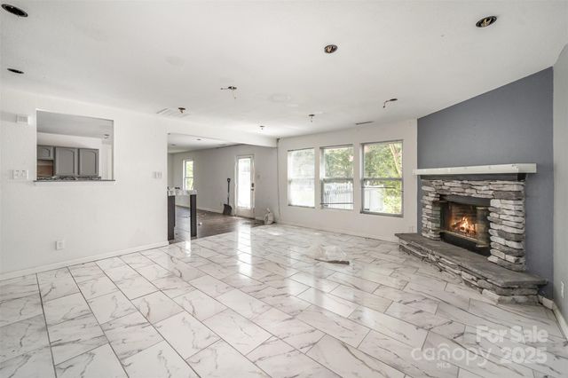 12937 Silvaire Farm Road, Charlotte, NC 28278