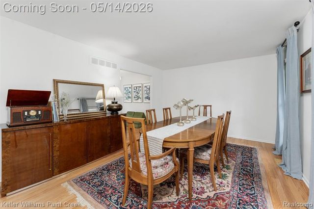 366 Whitney Drive, Rochester Hills, MI 48307