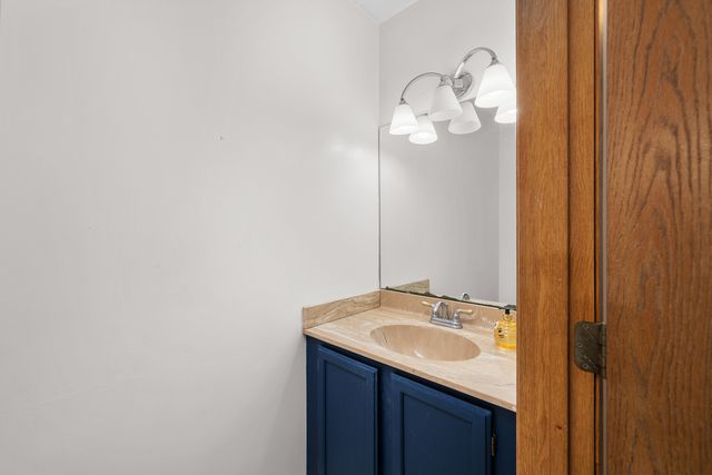 3526 39th Street, Moline, IL 61265