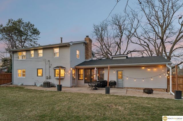 1016 Meadow Road, Omaha, NE 68154