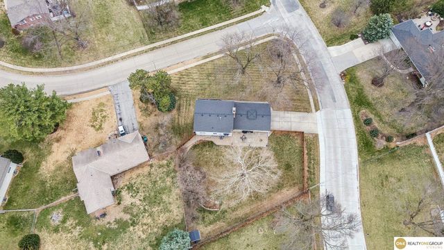 1016 Meadow Road, Omaha, NE 68154