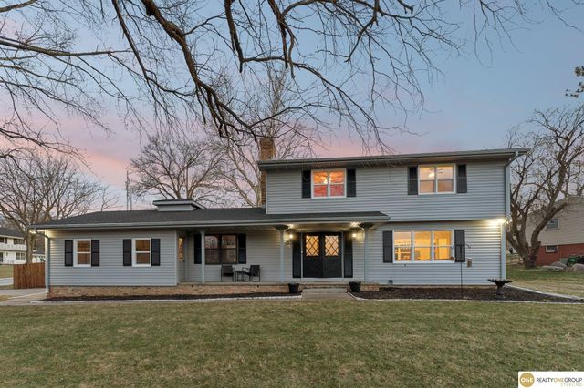 1016 Meadow Road, Omaha, NE 68154