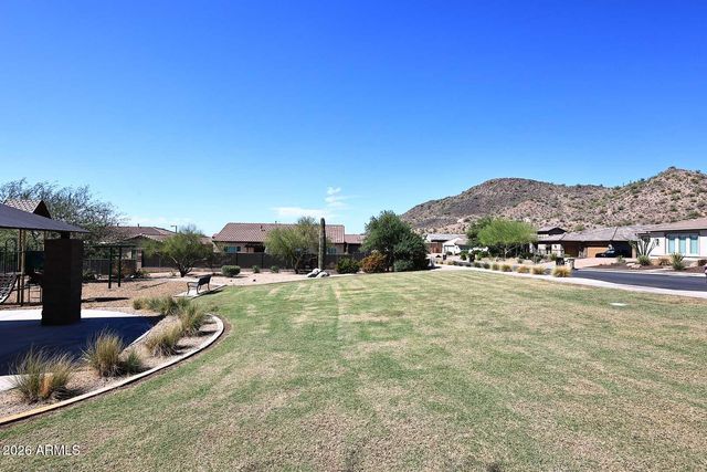 8772 W BROOKLITE Lane, Peoria, AZ 85383