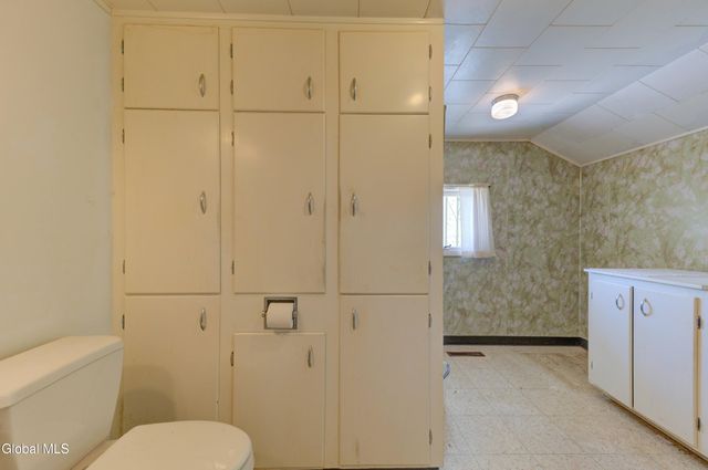 355 County Highway 123, Mayfield, NY 12117