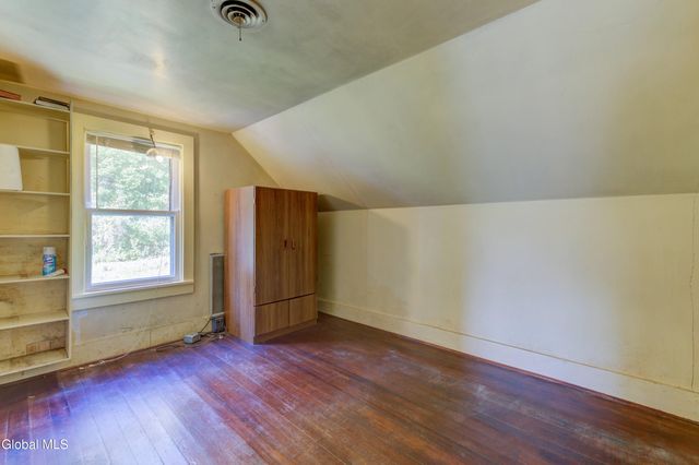 355 County Highway 123, Mayfield, NY 12117