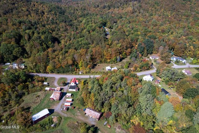 355 County Highway 123, Mayfield, NY 12117