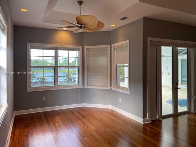 2640 Fairways Dr, Homestead, FL 33035