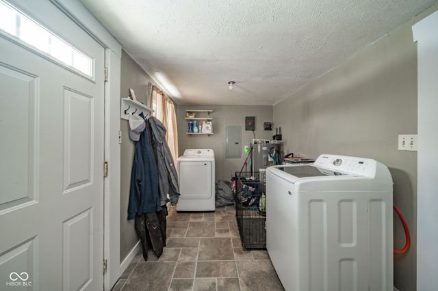 114 E Main Street, Markleville, IN 46056