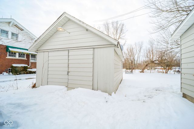 114 E Main Street, Markleville, IN 46056