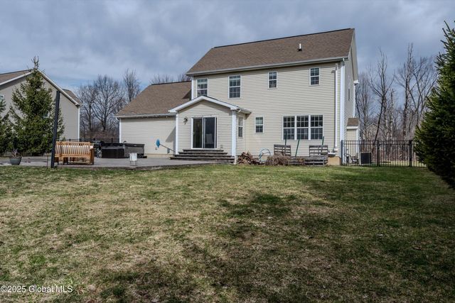 3 Morning Glory Drive, Malta, NY 12020