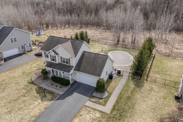 3 Morning Glory Drive, Malta, NY 12020