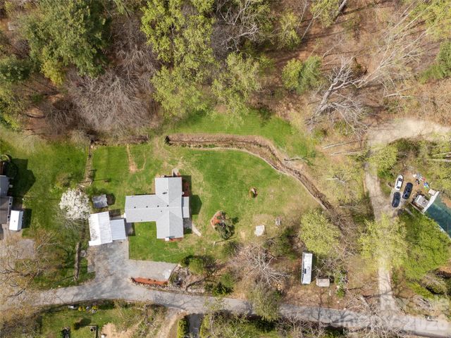 91 Rice Branch Road, Asheville, NC 28804