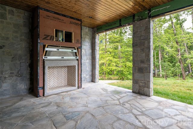 33 Busbee Road, Asheville, NC 28803