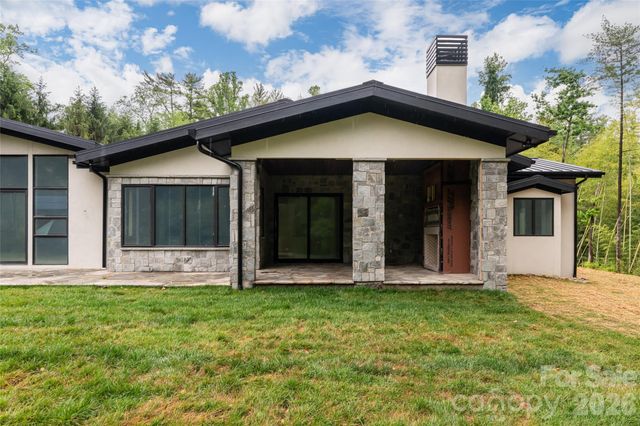33 Busbee Road, Asheville, NC 28803