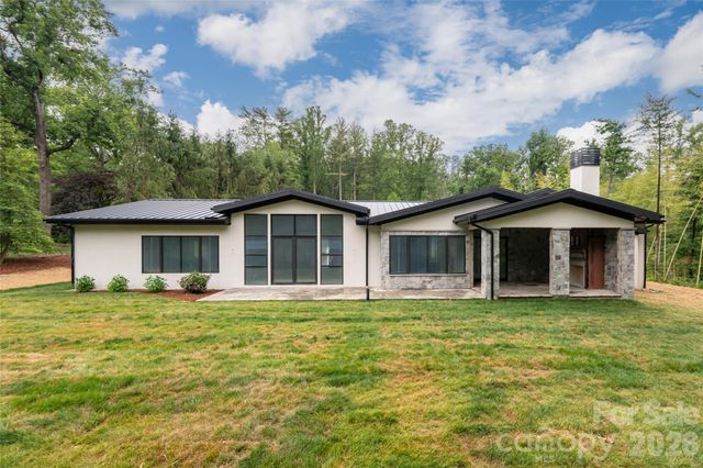 33 Busbee Road, Asheville, NC 28803