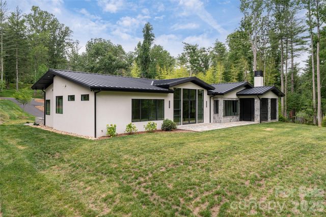 33 Busbee Road, Asheville, NC 28803