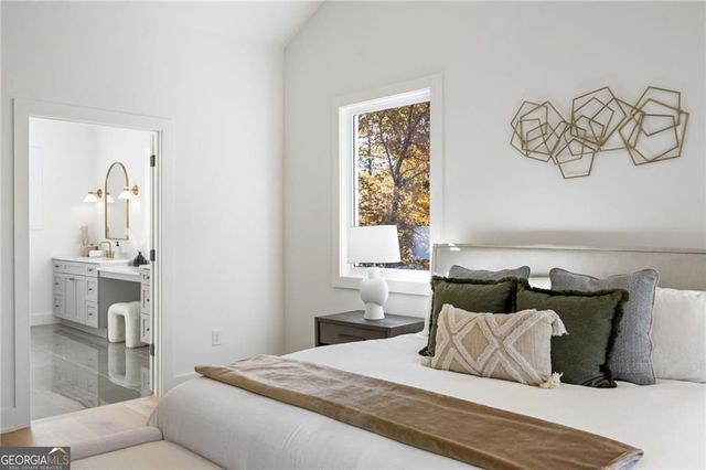 1887 Harts Mill Road NE, Chamblee, GA 30341