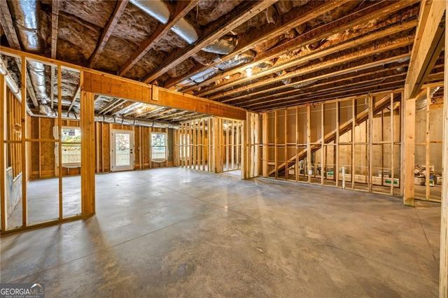 1887 Harts Mill Road NE, Chamblee, GA 30341