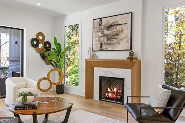 1887 Harts Mill Road NE, Chamblee, GA 30341