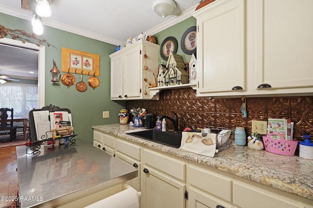 160 Darwin Road, Franklin, LA 70538