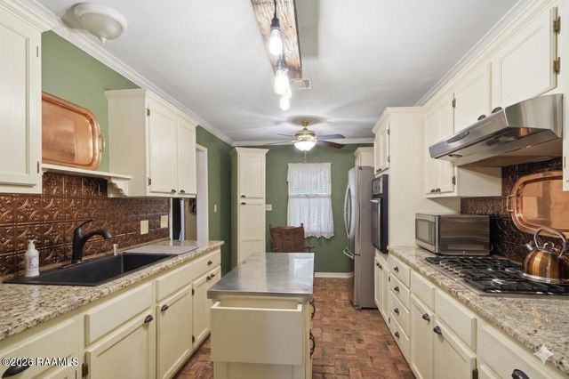 160 Darwin Road, Franklin, LA 70538