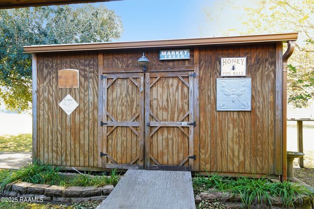 160 Darwin Road, Franklin, LA 70538