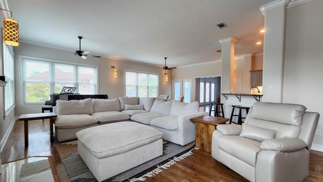 2400 Palm Harbor Drive, Fort Walton Beach, FL 32547