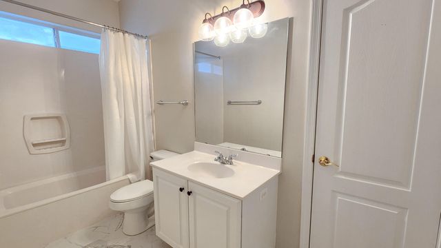 2400 Palm Harbor Drive, Fort Walton Beach, FL 32547