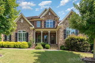 18001 Pawleys Plantation Lane, Charlotte, NC 28278