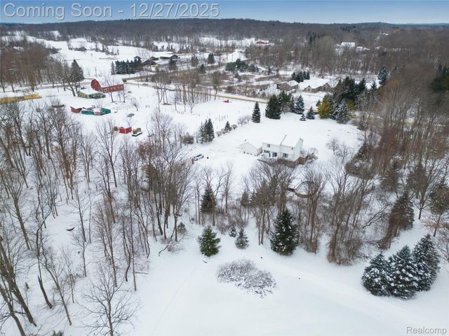 2168 Lake George Road, Leonard Village, MI 48367