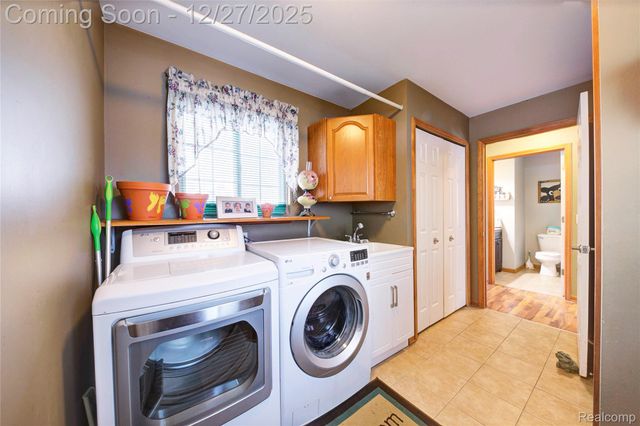 2168 Lake George Road, Leonard Village, MI 48367