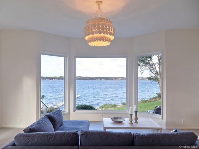 2 Sun Court, Hampton Bays, NY 11946