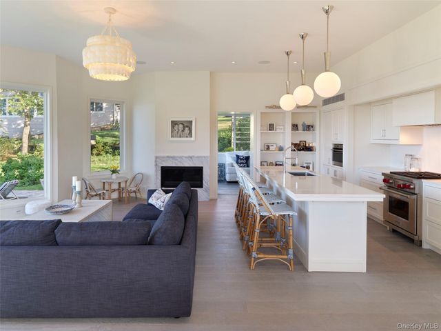 2 Sun Court, Hampton Bays, NY 11946