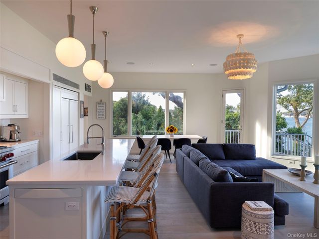 2 Sun Court, Hampton Bays, NY 11946