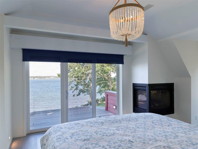 2 Sun Court, Hampton Bays, NY 11946