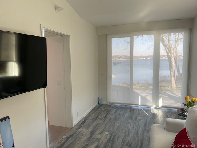 2 Sun Court, Hampton Bays, NY 11946