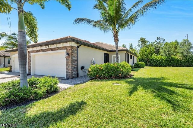 9110 Woodhurst DR, Naples, FL 34120