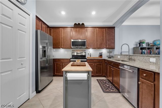 9110 Woodhurst DR, Naples, FL 34120
